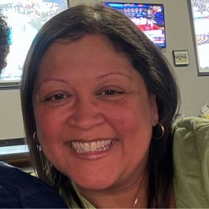 Meet your Posher, Crispina